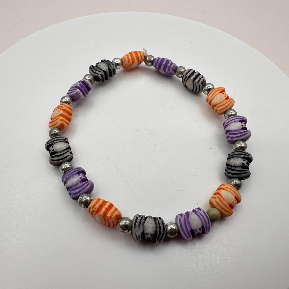 Vintage Y2K Silver Tone Halloween Bat Beaded Bracelet for Women